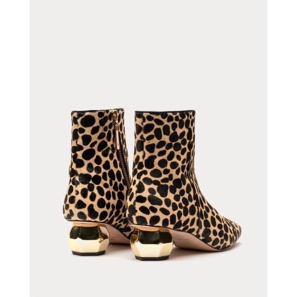NEW FRANCES VALENTINE women's marnie haircalf bootie in cheetah - Picture 2 of 3